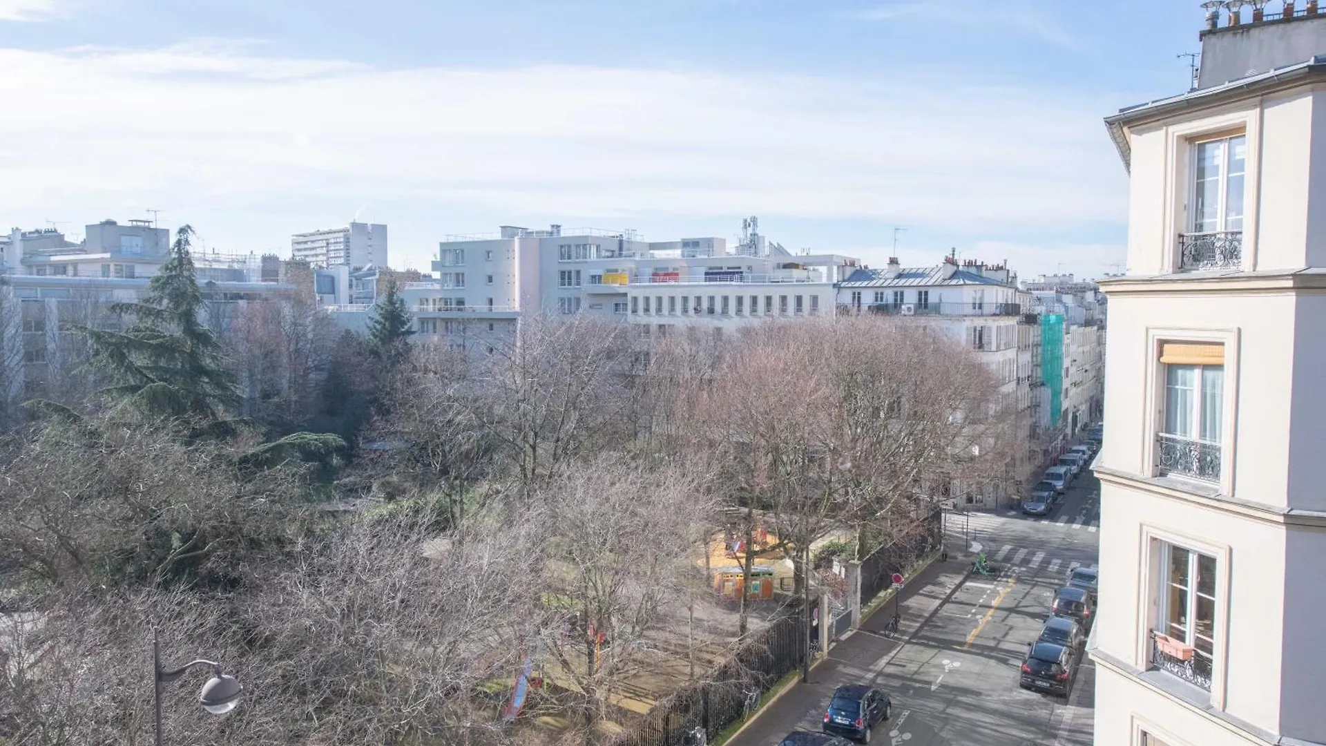 Cosy And Very Nice Flat With Open View On A Parc Párizs Franciaország